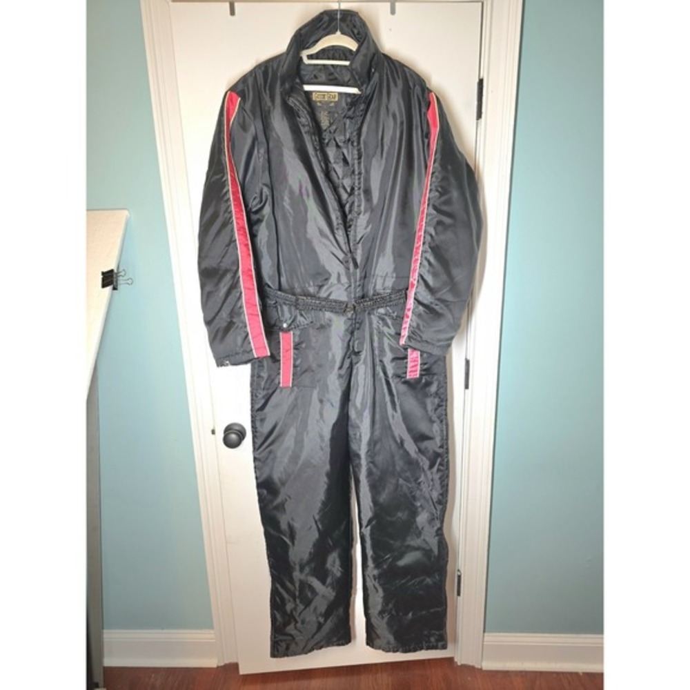 Guide‎ Gear Men's XL Vintage Insulated Snow Suit One Piece Ski Suit Black/Red